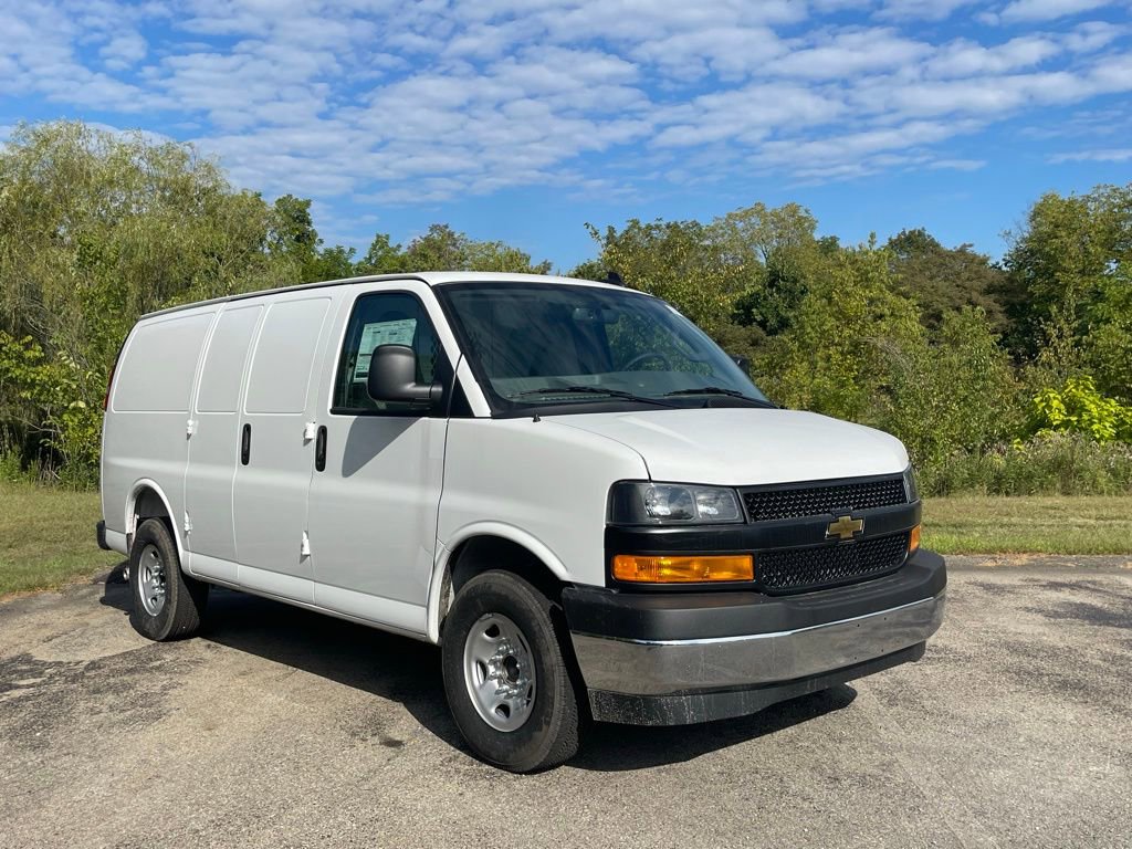 New 2025 Chevrolet Express 3500 w/ Driver Convenience Package