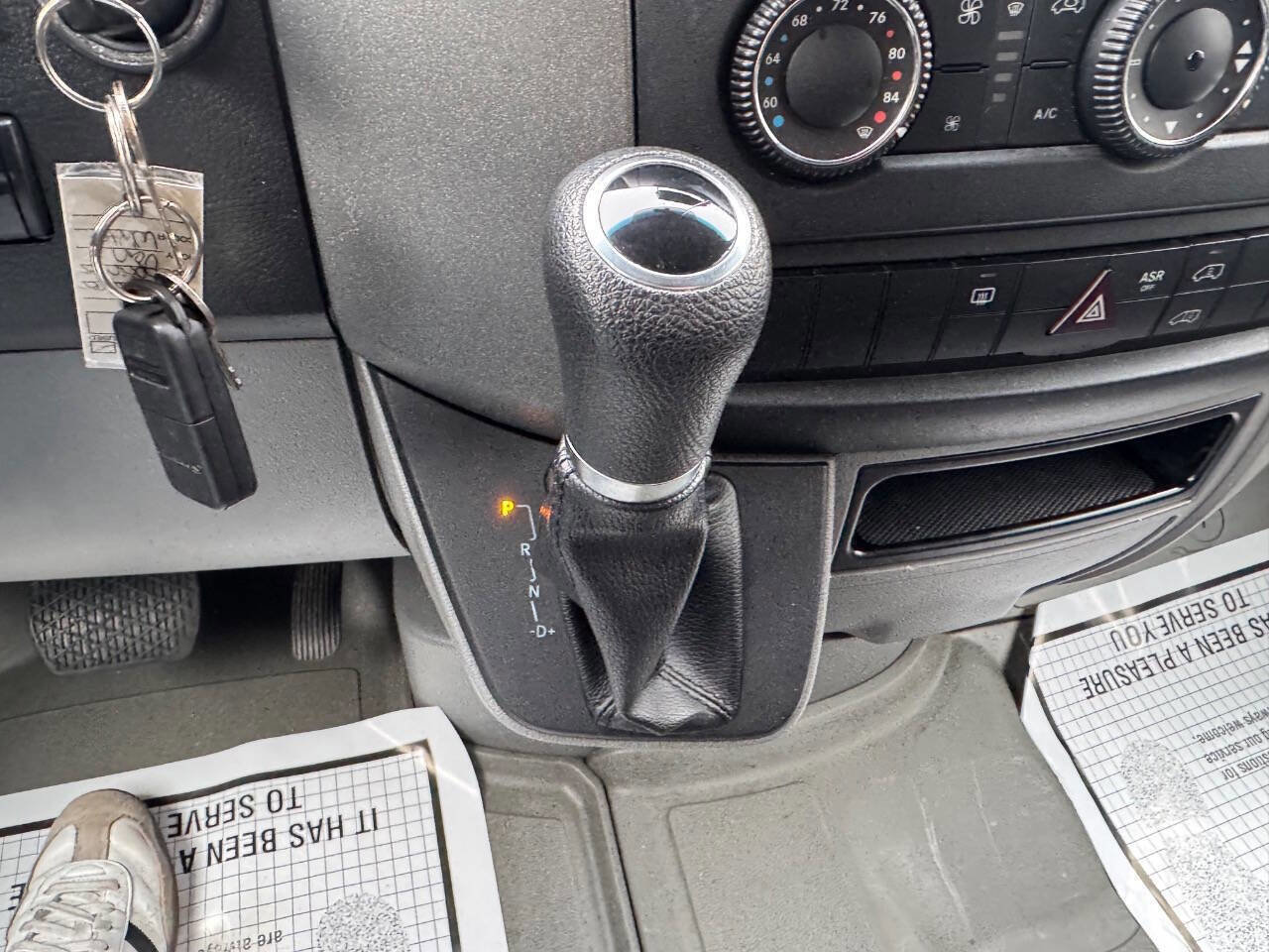 Used 2014 Freightliner Sprinter 3500 image 16