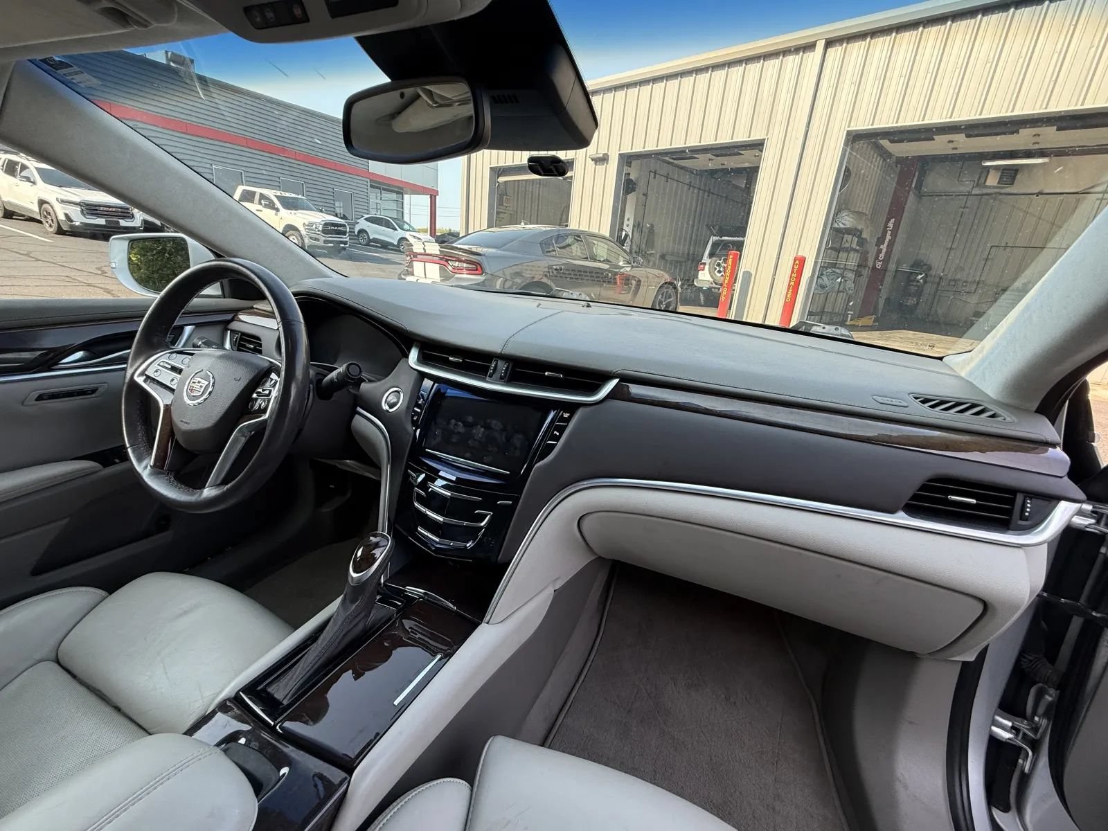 Used 2013 Cadillac XTS Platinum AWD/4WD image 12