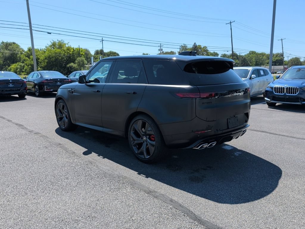 Used 2025 Land Rover Range Rover Sport Autobiography AWD/4WD image 4