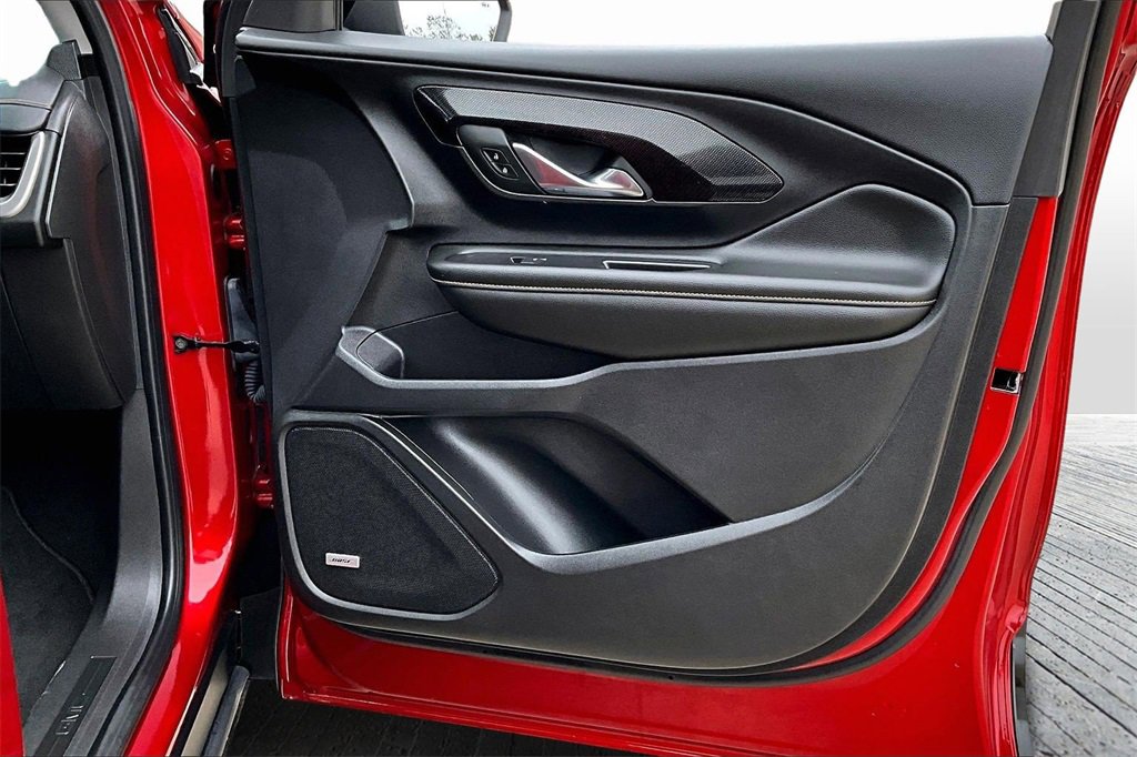 Used 2024 GMC Terrain AT4 w/ Infotainment Package II image 19