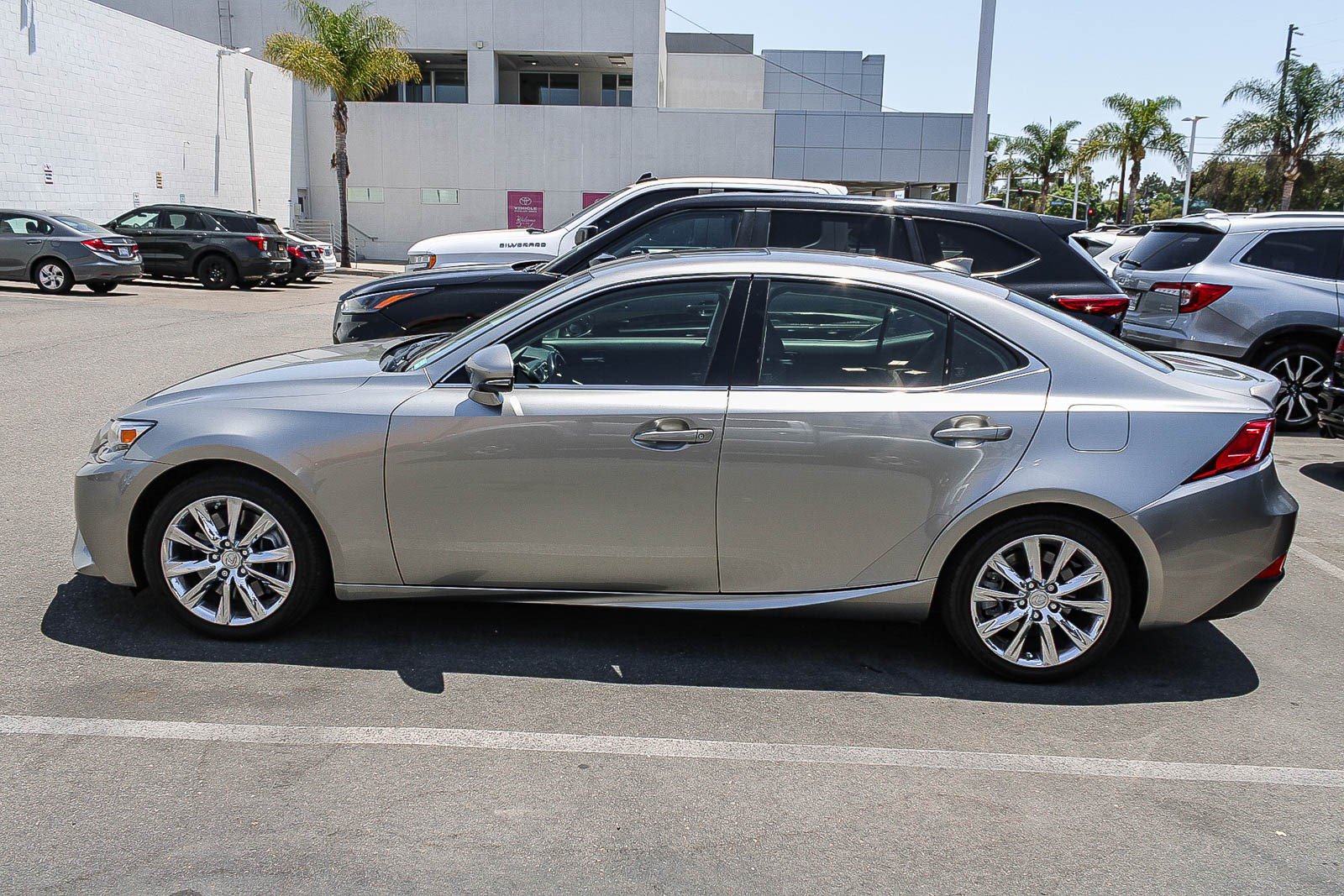 Used 2016 Lexus IS 200t RWD image 15