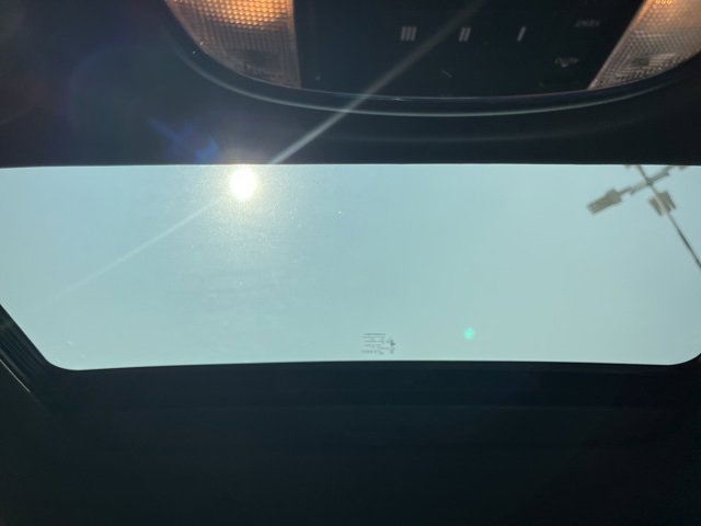 Used 2021 Jeep Grand Cherokee Limited image 28