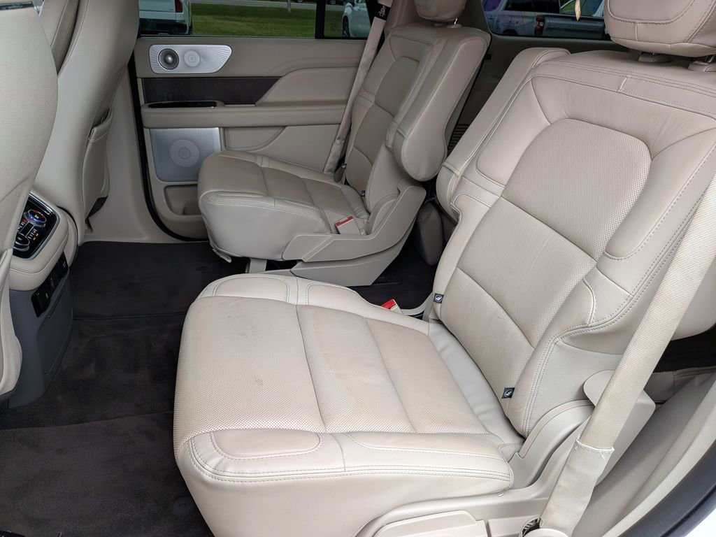 Used 2021 Lincoln Navigator Reserve RWD image 24