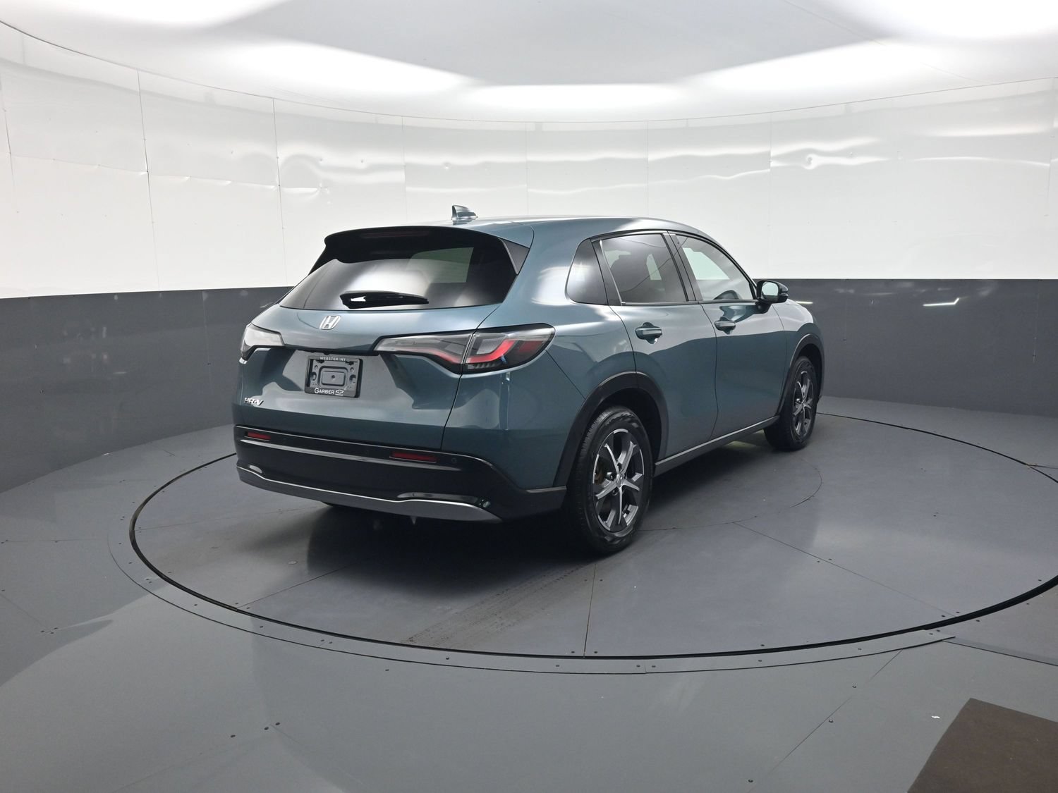 Used 2024 Honda HR-V EX-L image 3