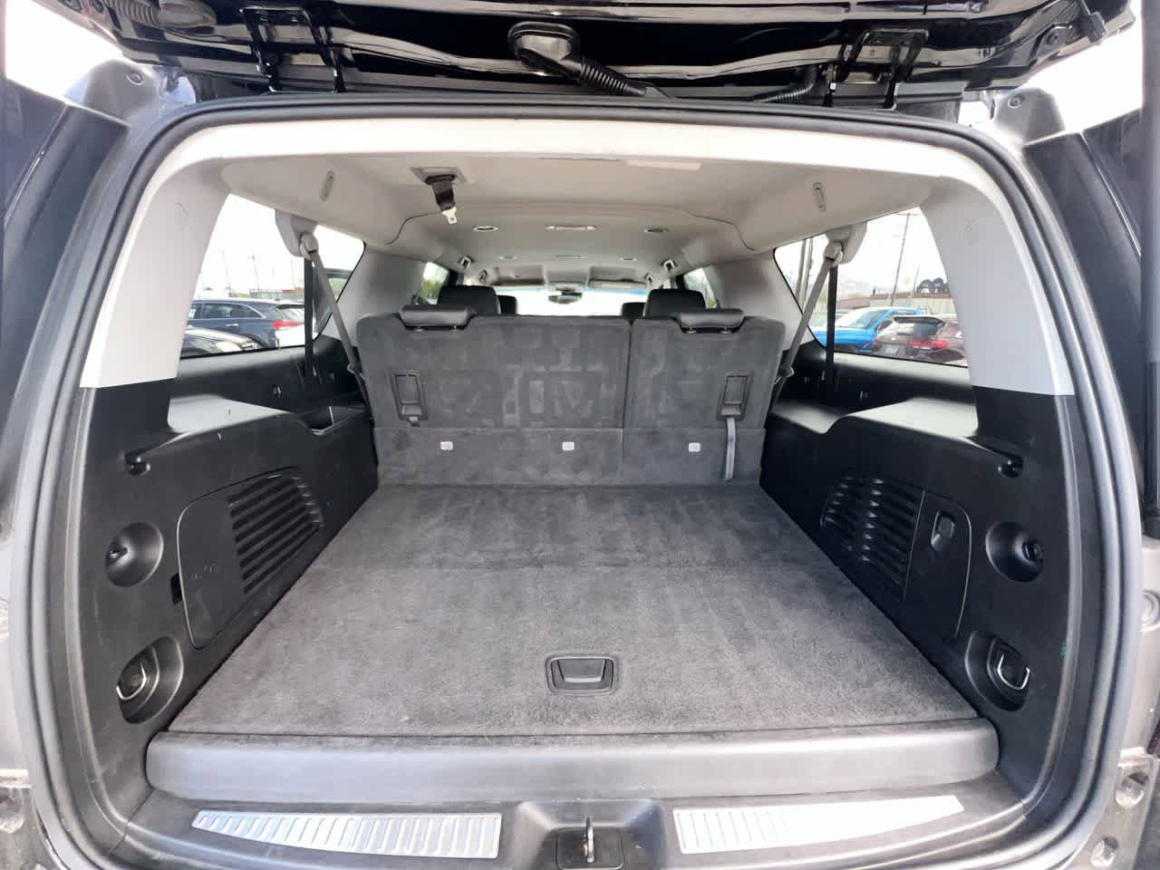 Used 2019 Chevrolet Suburban LT AWD/4WD image 26