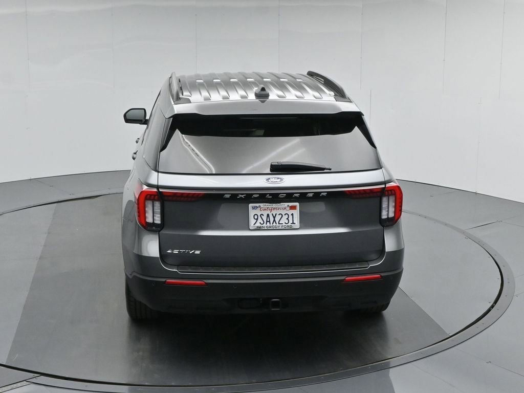 Used 2025 Ford Explorer Active RWD image 45