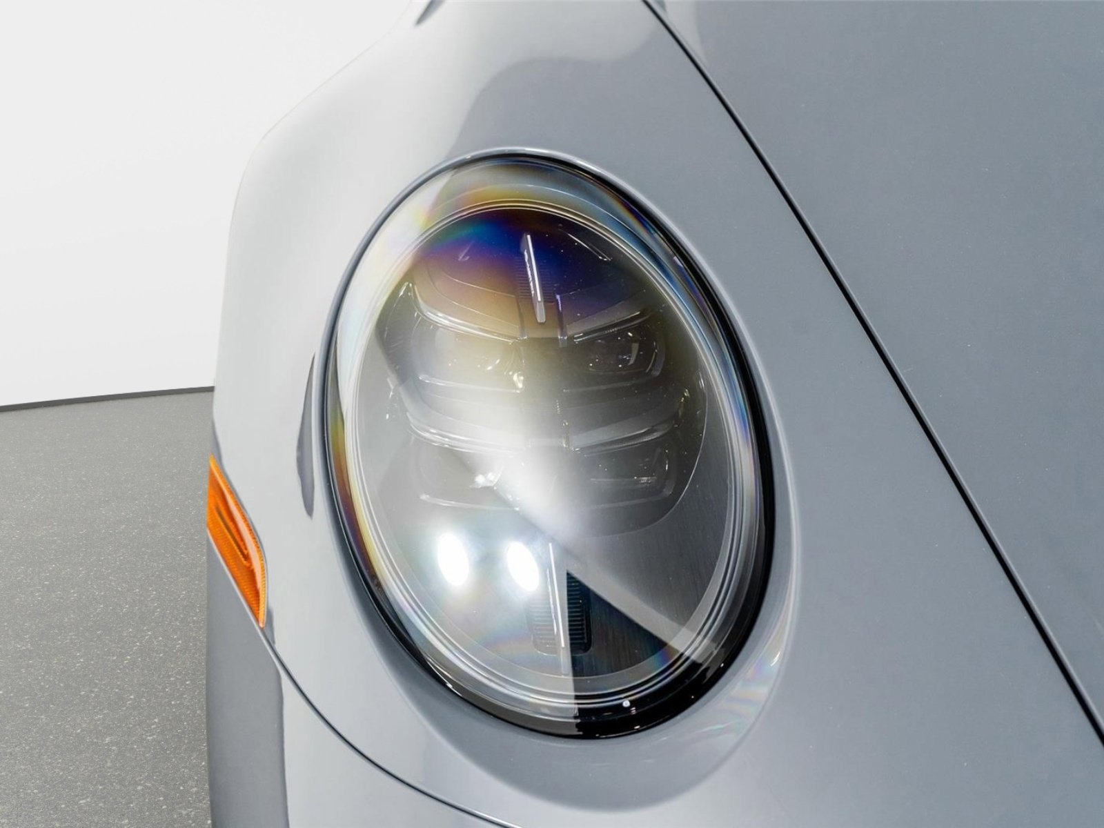 Used 2026 Porsche 911 GT3 w/ Lightweight Package In Black image 23