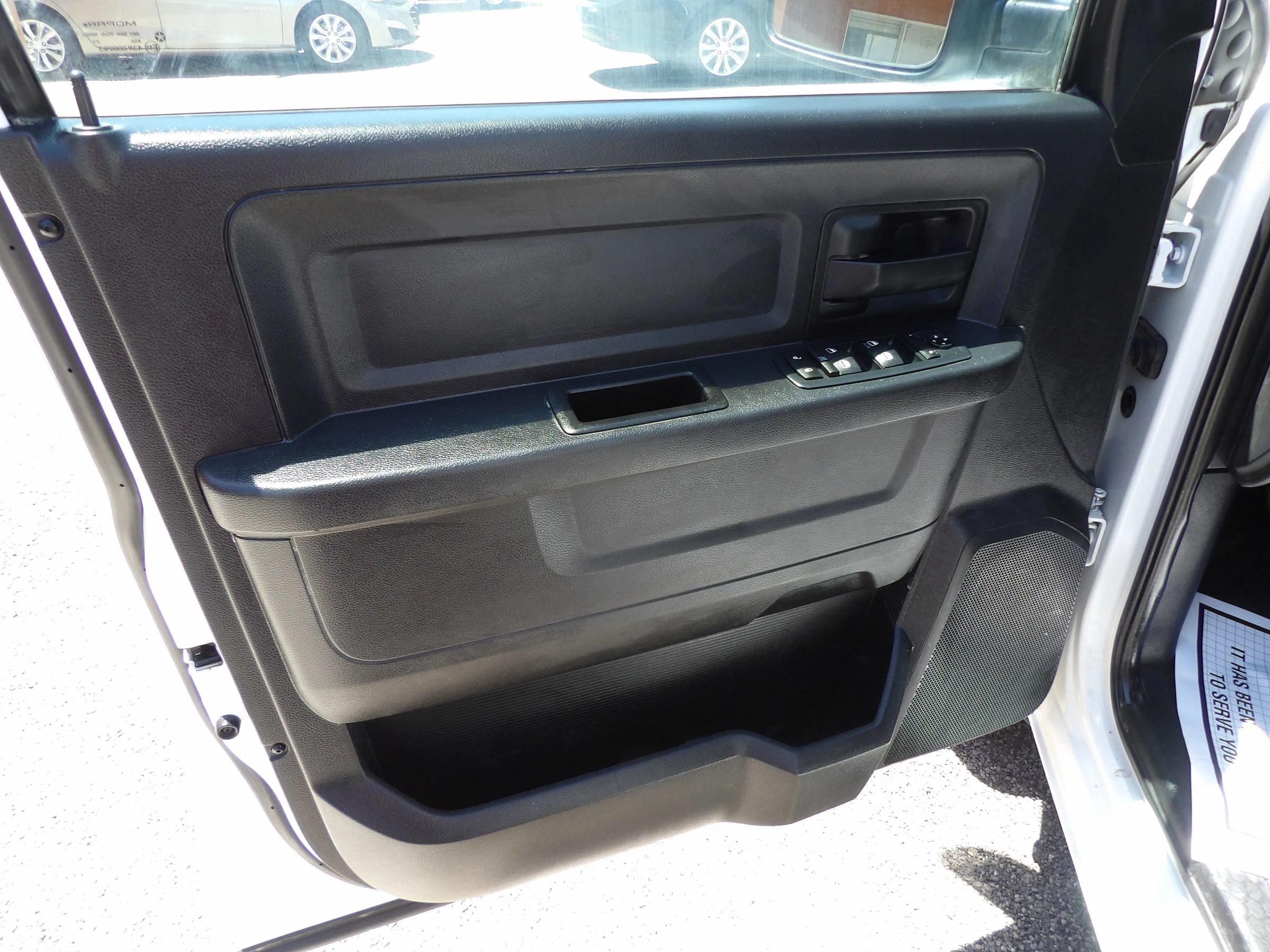 Used 2016 RAM 1500 Tradesman w/ Popular Equipment Group AWD/4WD image 9