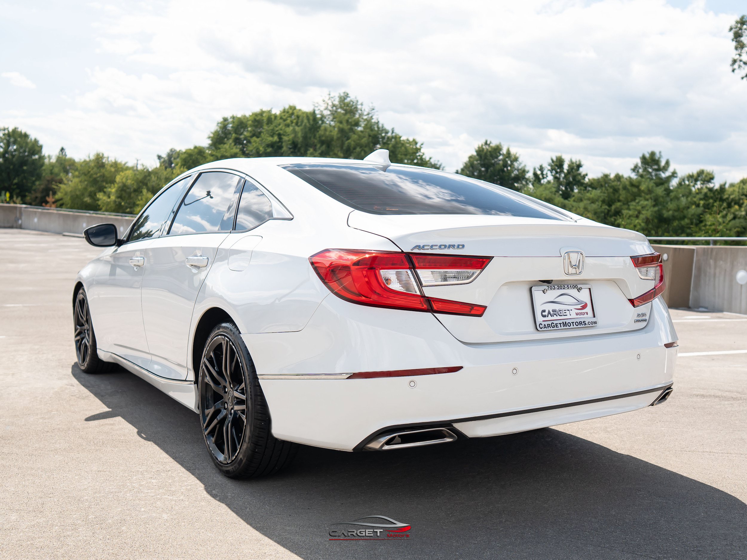Used 2021 Honda Accord Touring image 4
