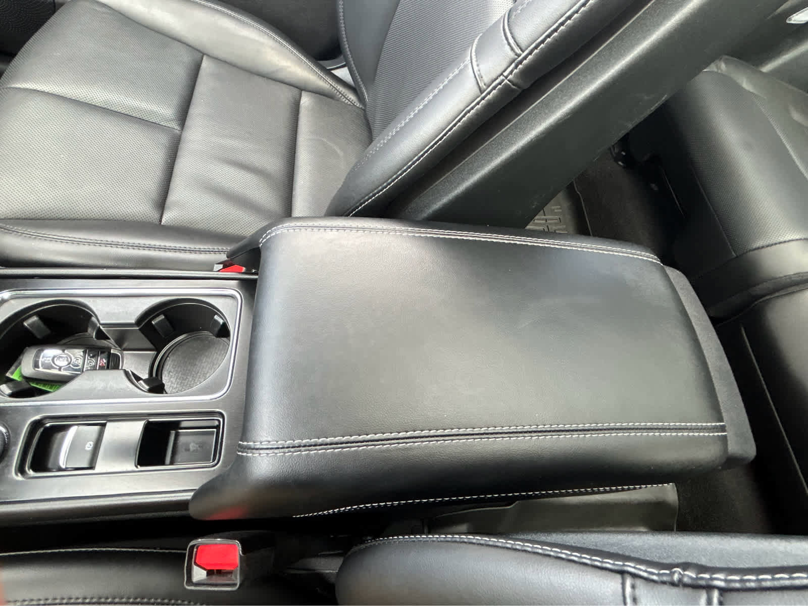 Used 2024 Lincoln Corsair Grand Touring w/ Rear Removable Package Tray image 61