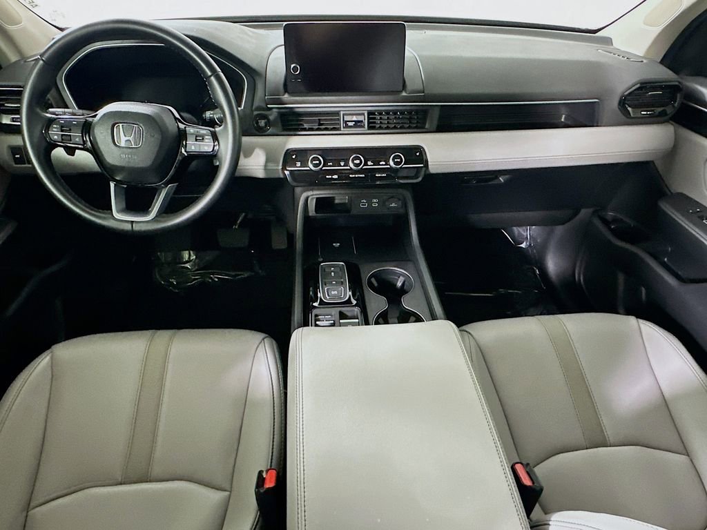 Used 2024 Honda Pilot EX-L image 17