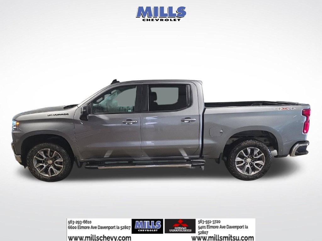 Used 2022 Chevrolet Silverado 1500 LT AWD/4WD image 2