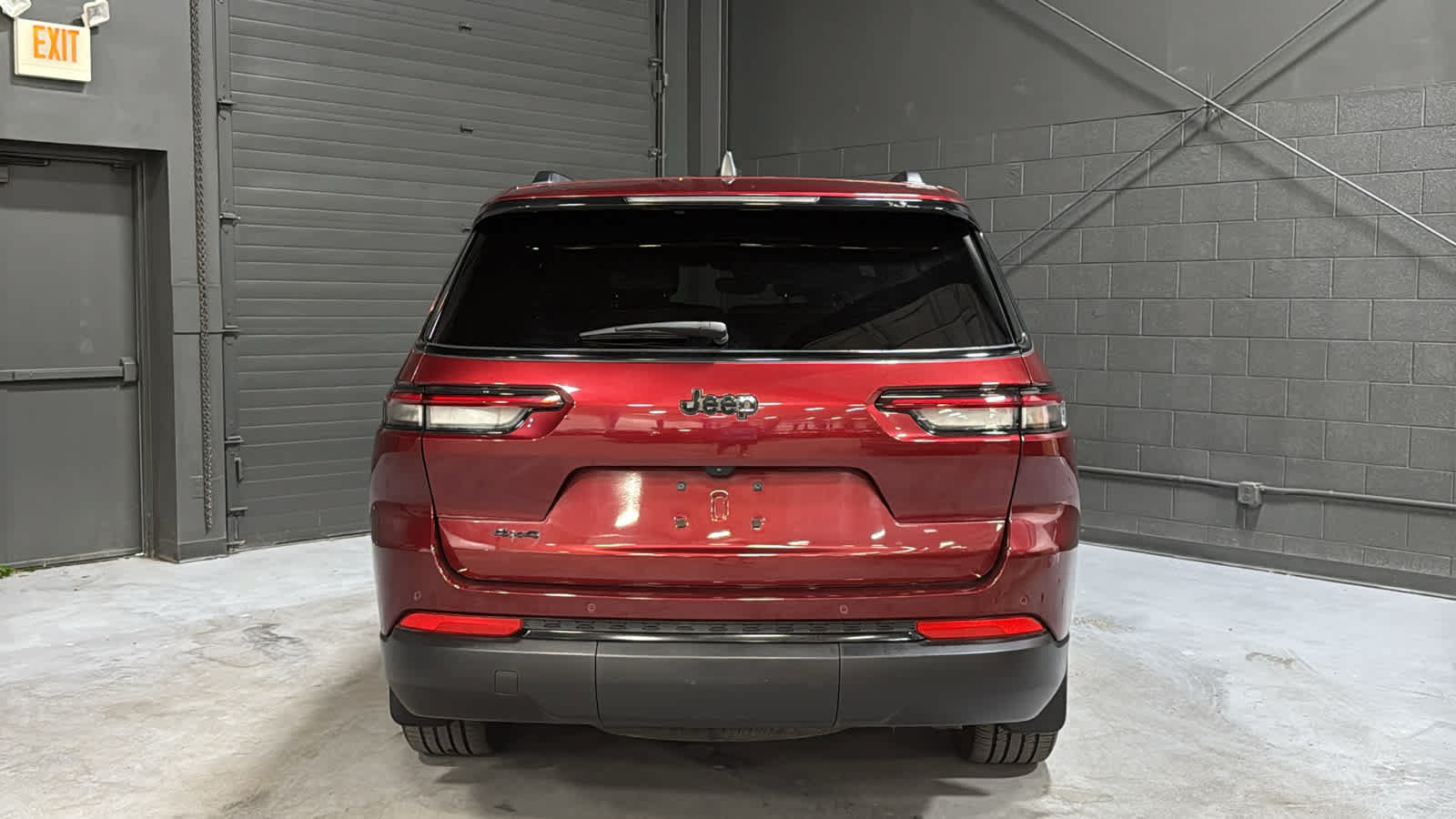 Certified 2023 Jeep Grand Cherokee L Laredo AWD/4WD image 6