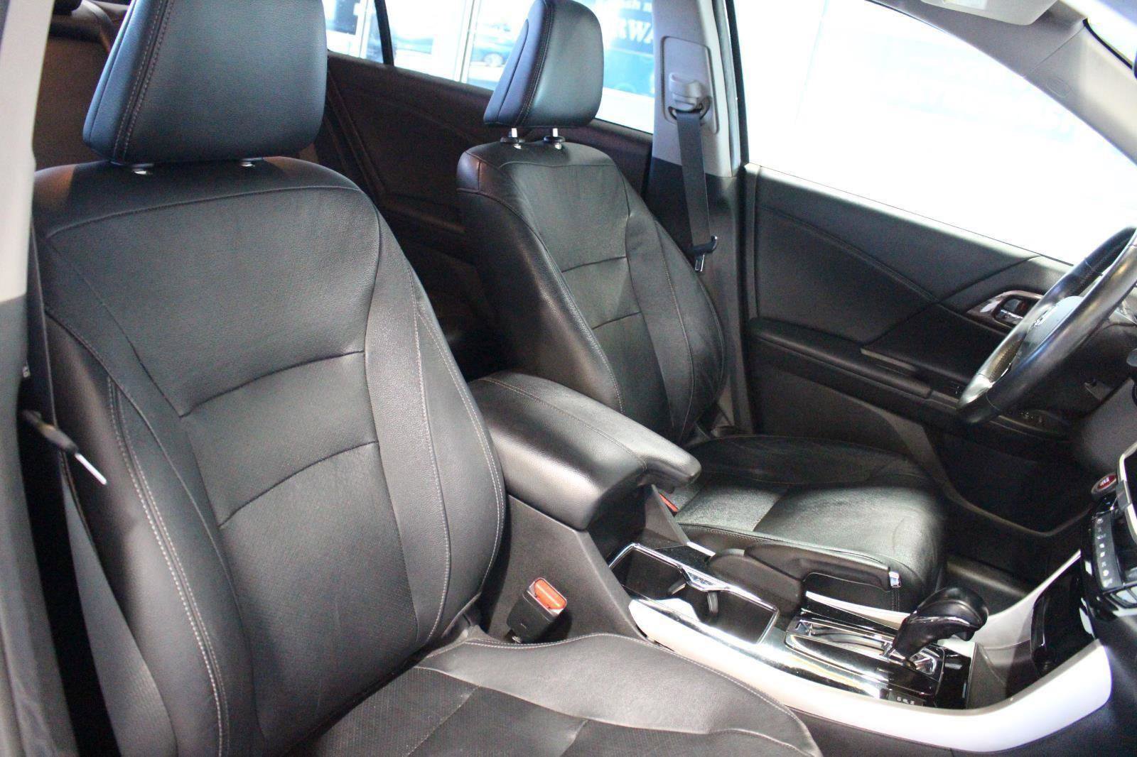 Used 2016 Honda Accord EX-L image 16