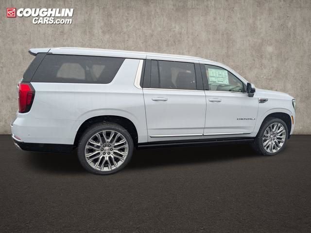 New 2026 GMC Yukon XL Denali w/ Denali Reserve Package image 7