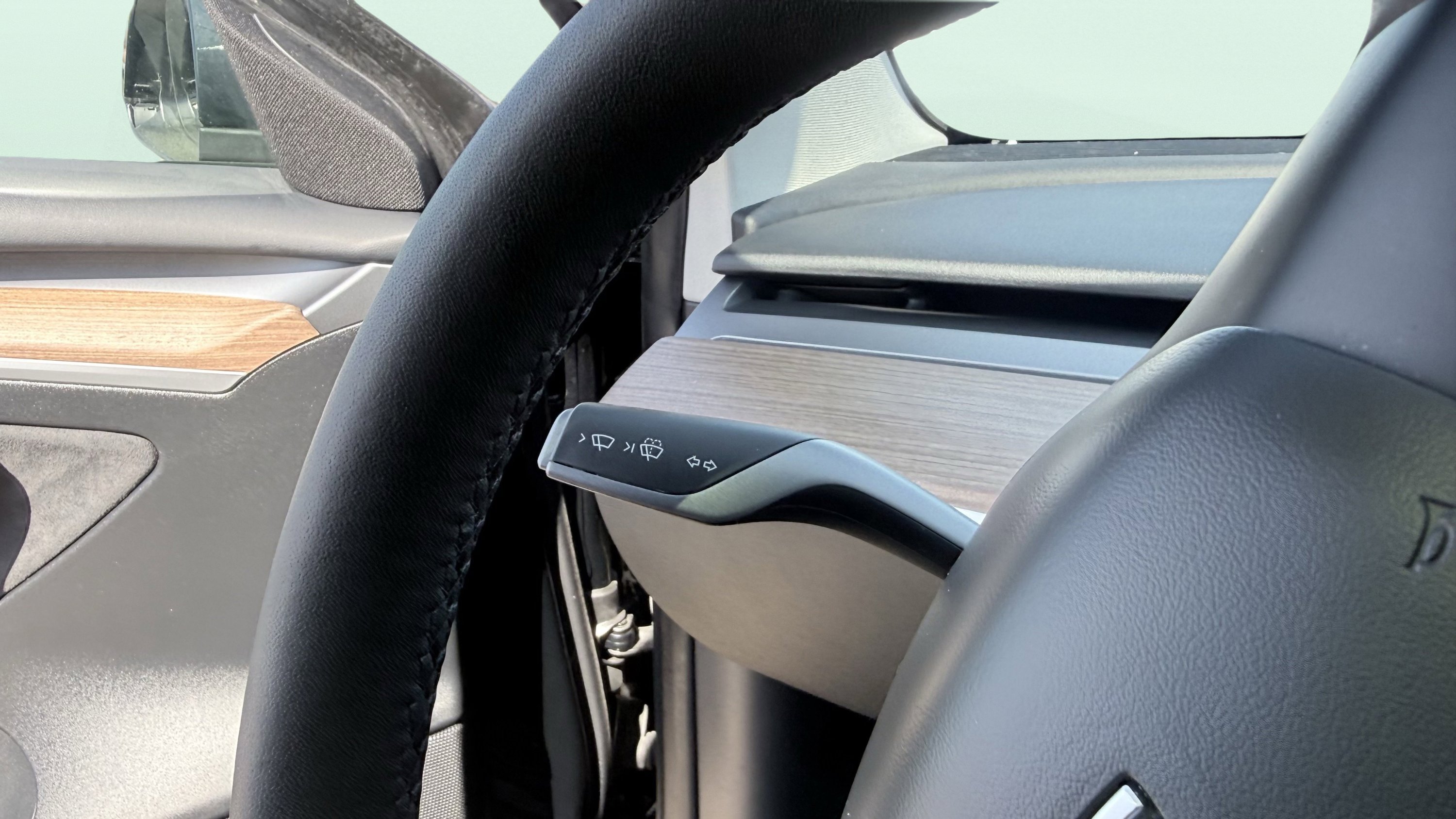 Used 2023 Tesla Model 3 Standard Range image 53