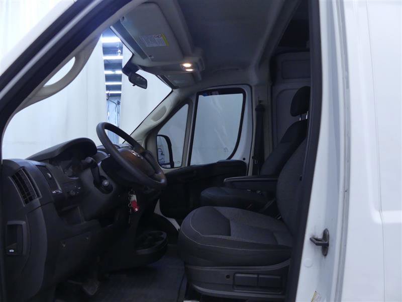 Used 2020 RAM ProMaster 2500 w/ Interior Convenience Group image 19