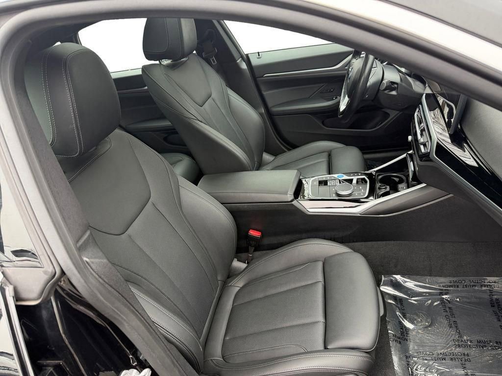 Used 2024 BMW i4 xDrive40i image 15