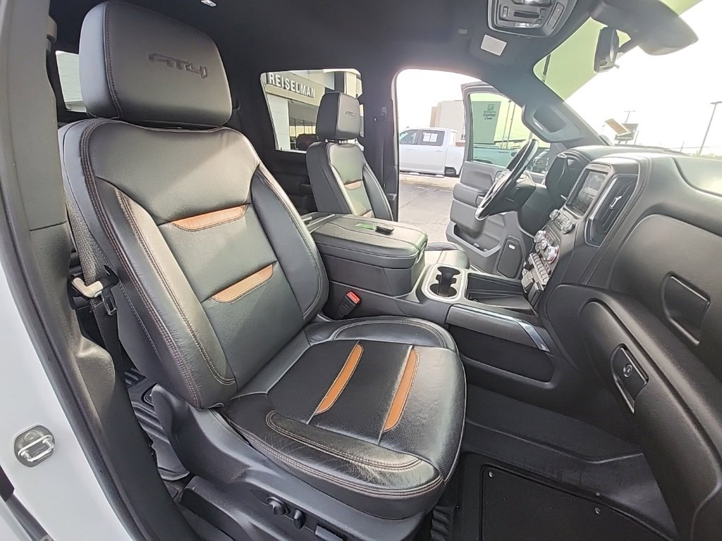 Used 2023 GMC Sierra 2500 AT4 w/ AT4 Preferred Package image 17