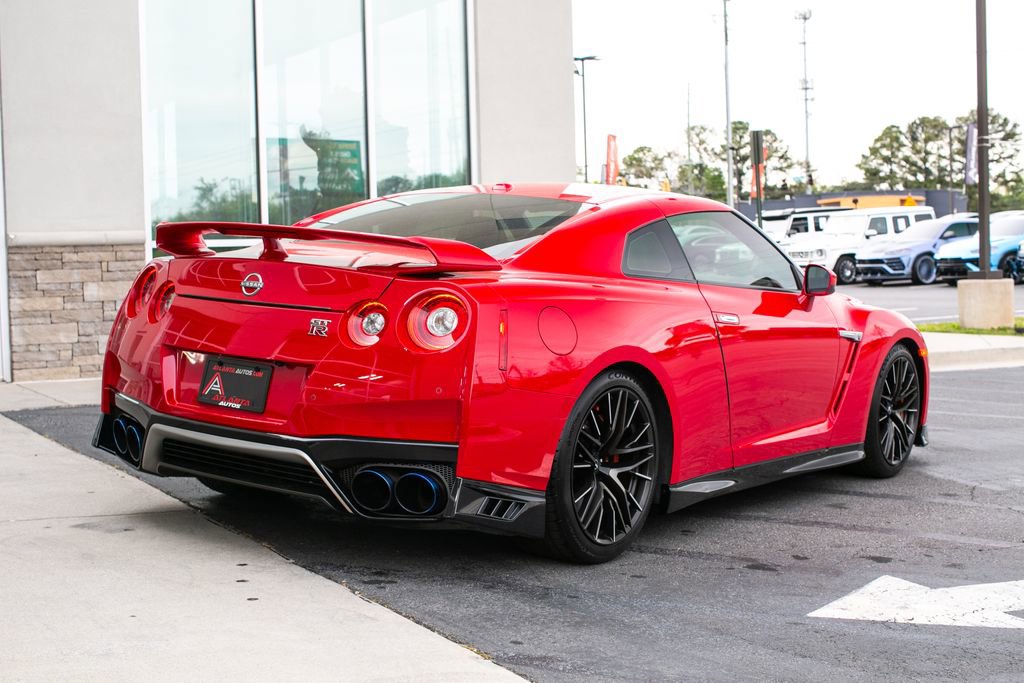 Used 2023 Nissan GT-R Premium w/ Floor Mat Package image 15