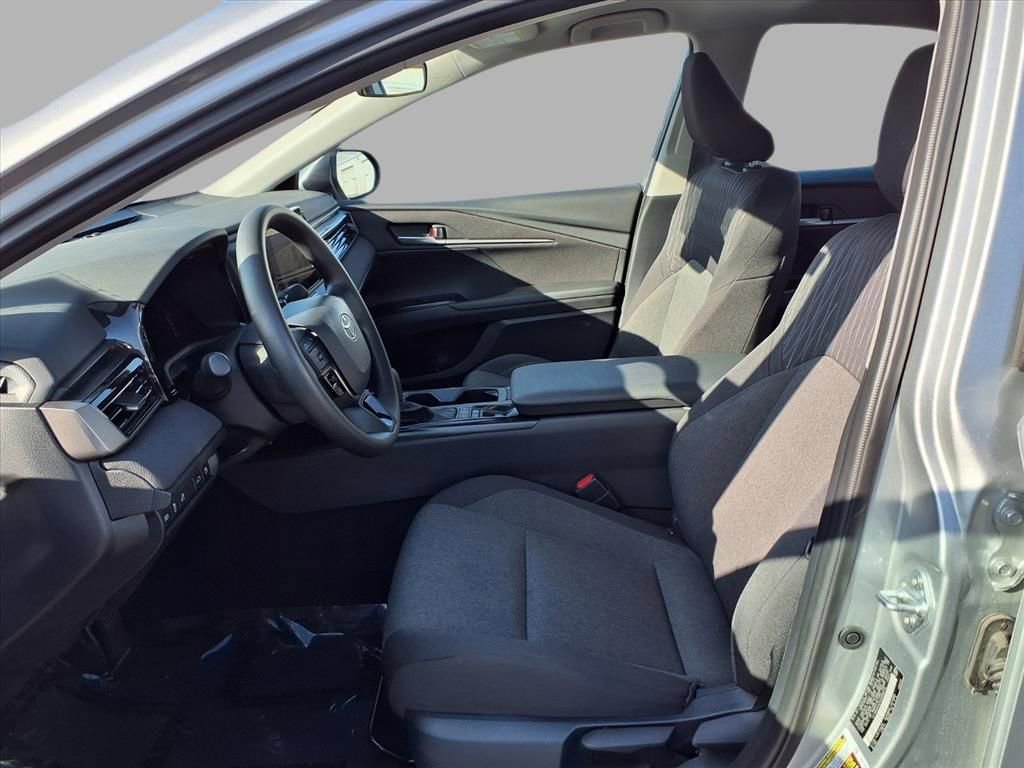 Used 2025 Toyota Camry XSE image 19