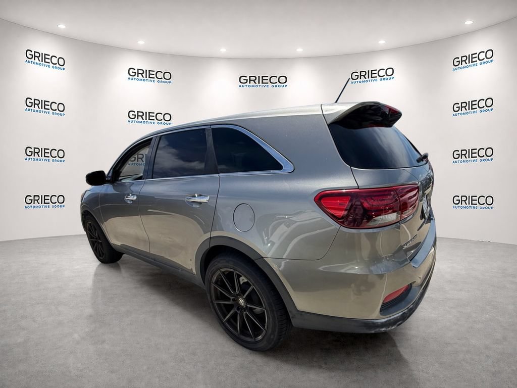 Used 2019 Kia Sorento FWD image 5