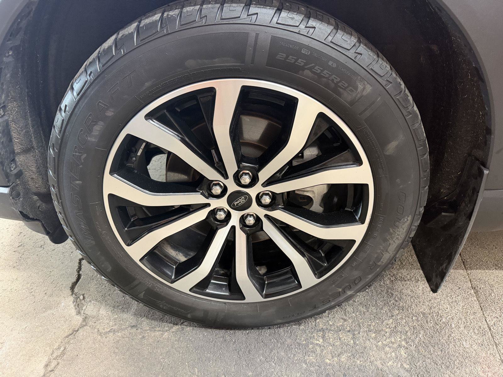 Used 2020 Ford Explorer ST w/ Premium Technology Package AWD/4WD image 32