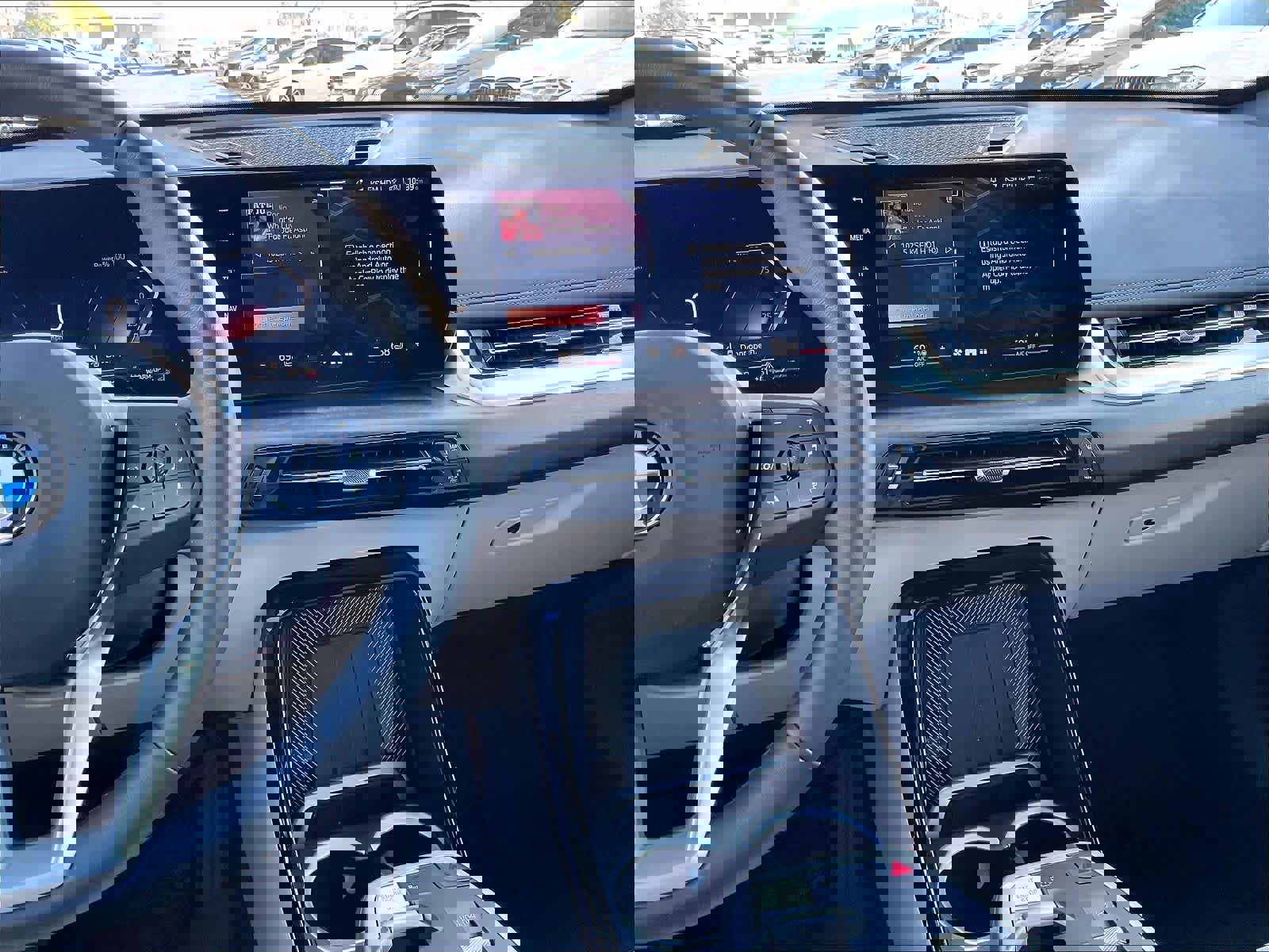 Used 2025 BMW X1 xDrive28i w/ Convenience Package image 9