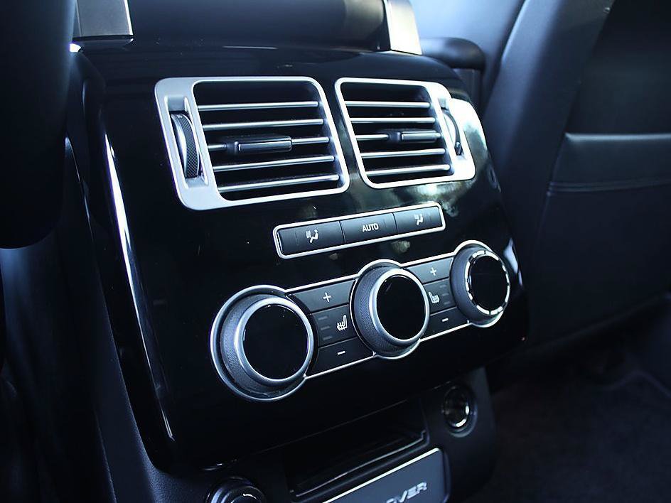 Used 2017 Land Rover Range Rover Supercharged AWD/4WD image 15