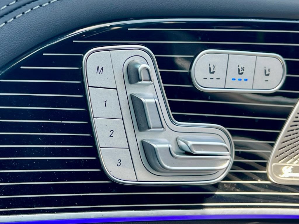 Certified 2025 Mercedes-Benz GLS 580 4MATIC image 29