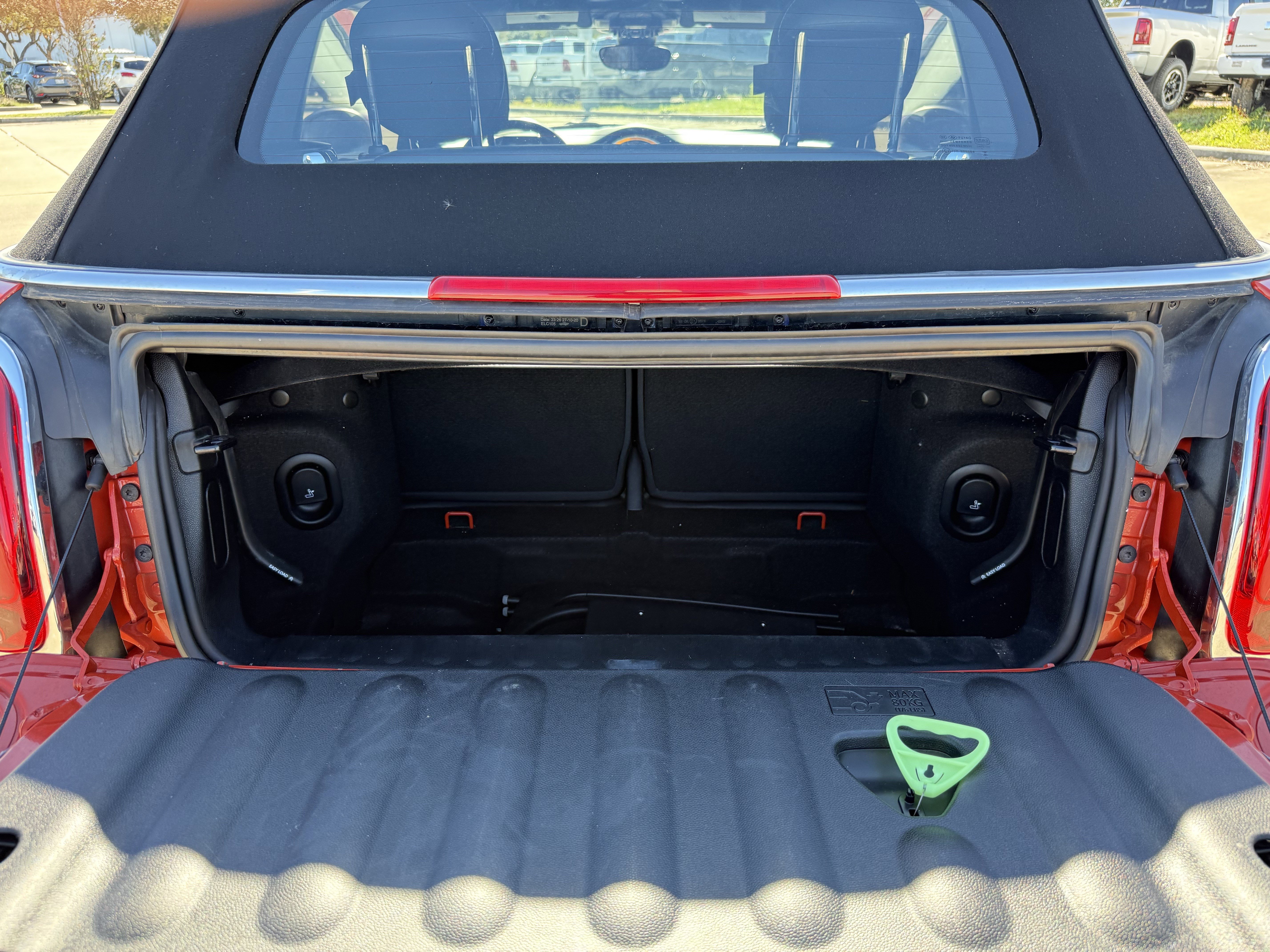 Used 2021 MINI Cooper Convertible w/ 6.5" Touchscreen Package image 31