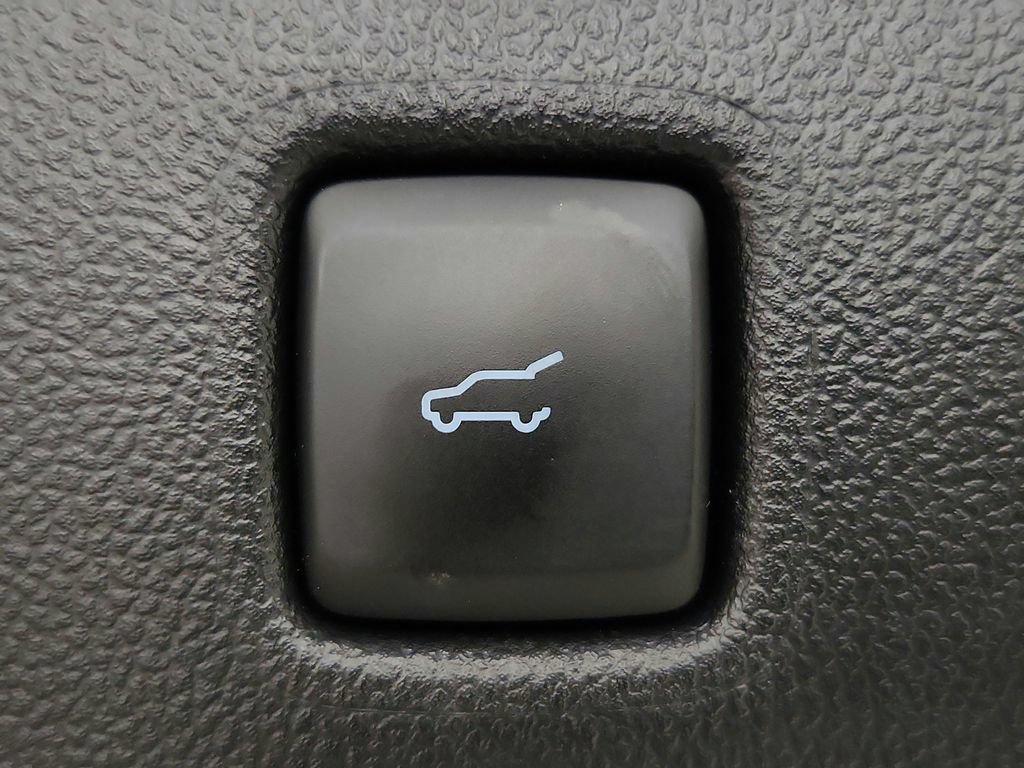 Used 2025 Ford Escape ST-Line Select w/ Tech Pack #1 AWD/4WD image 33