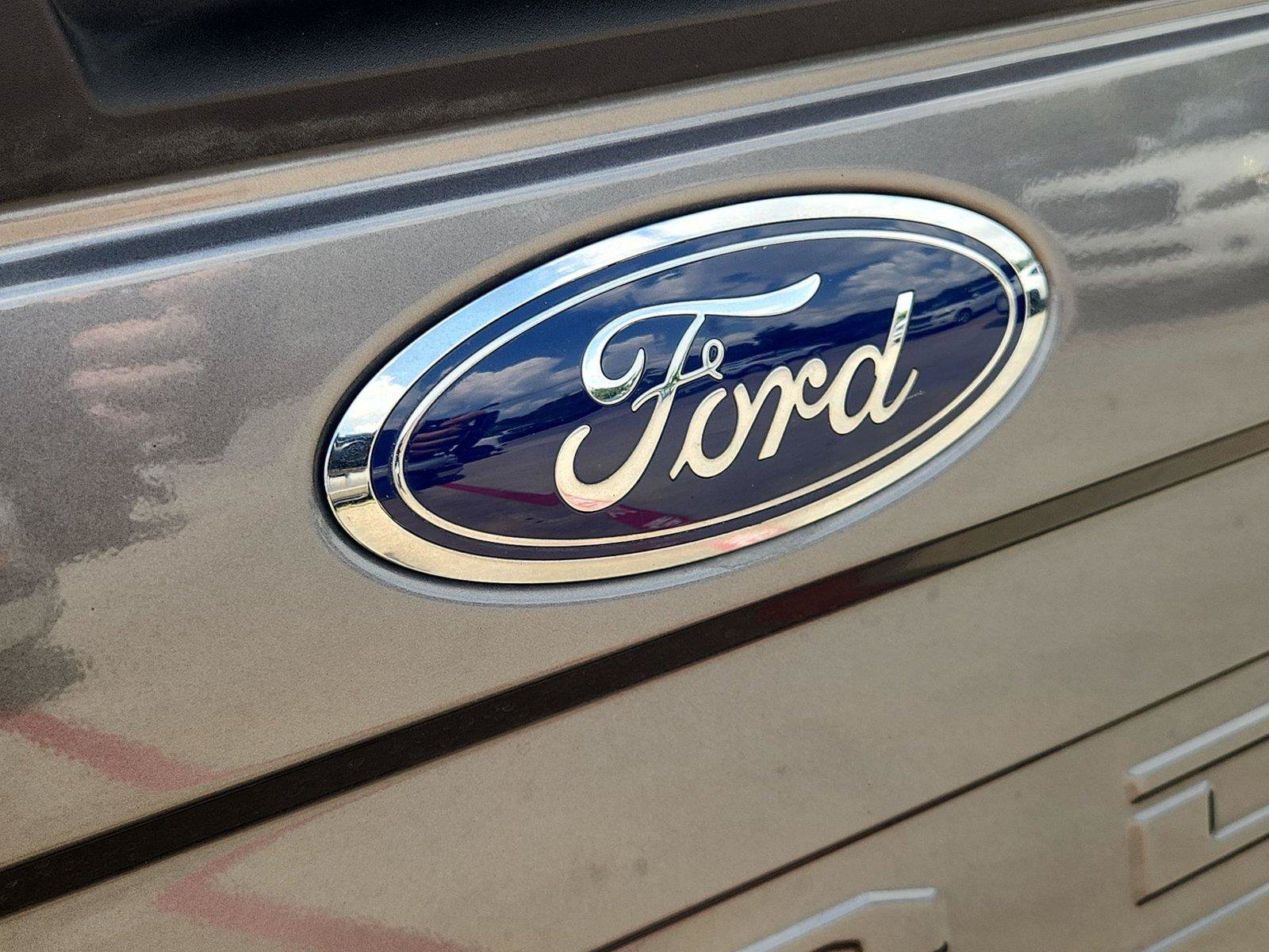 Used 2021 Ford F350 Lariat w/ Chrome Package AWD/4WD image 30