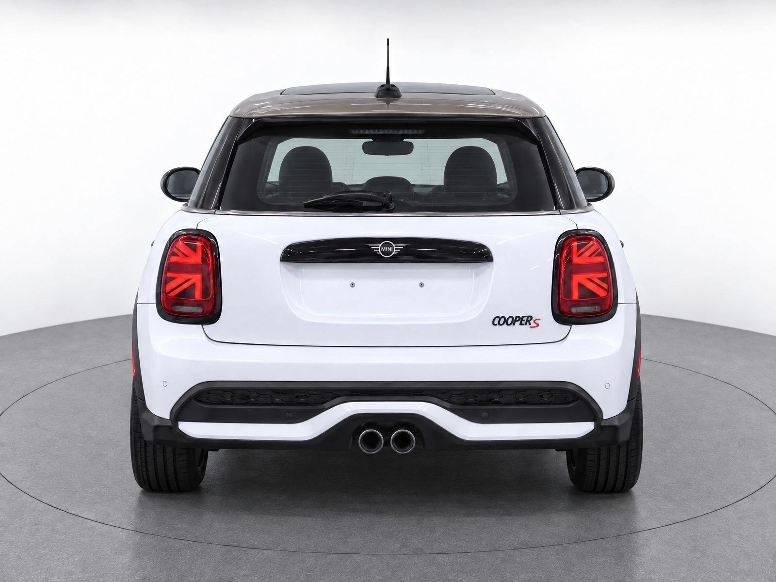 Used 2024 MINI Cooper S FWD image 5