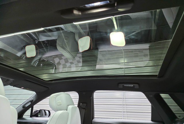 Used 2024 Cadillac Lyriq Luxury RWD image 19