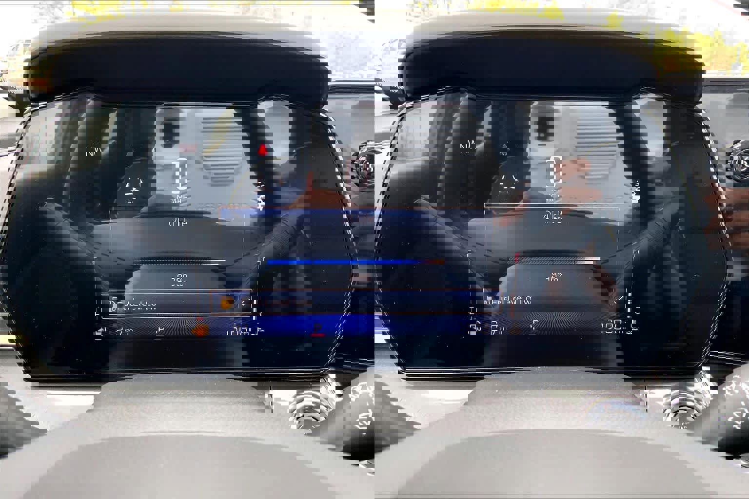 Used 2026 Chevrolet Trax ACTIV w/ Driver Confidence Package image 25