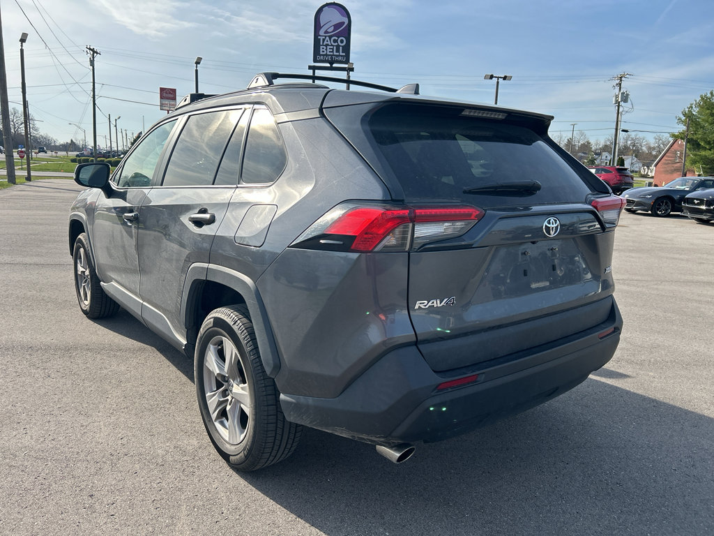 Used 2023 Toyota RAV4 XLE image 4