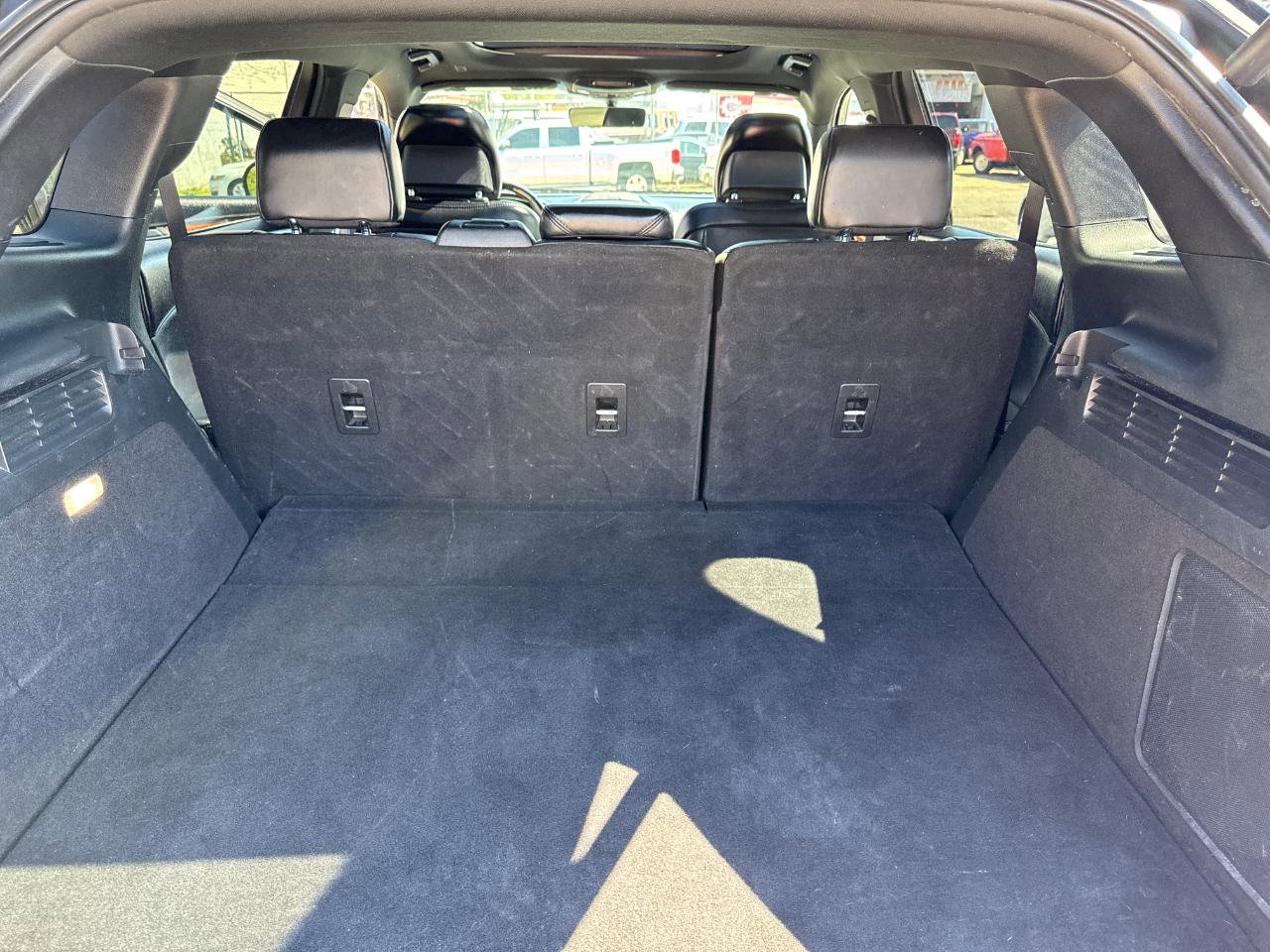 Used 2019 Lincoln Nautilus Select image 10