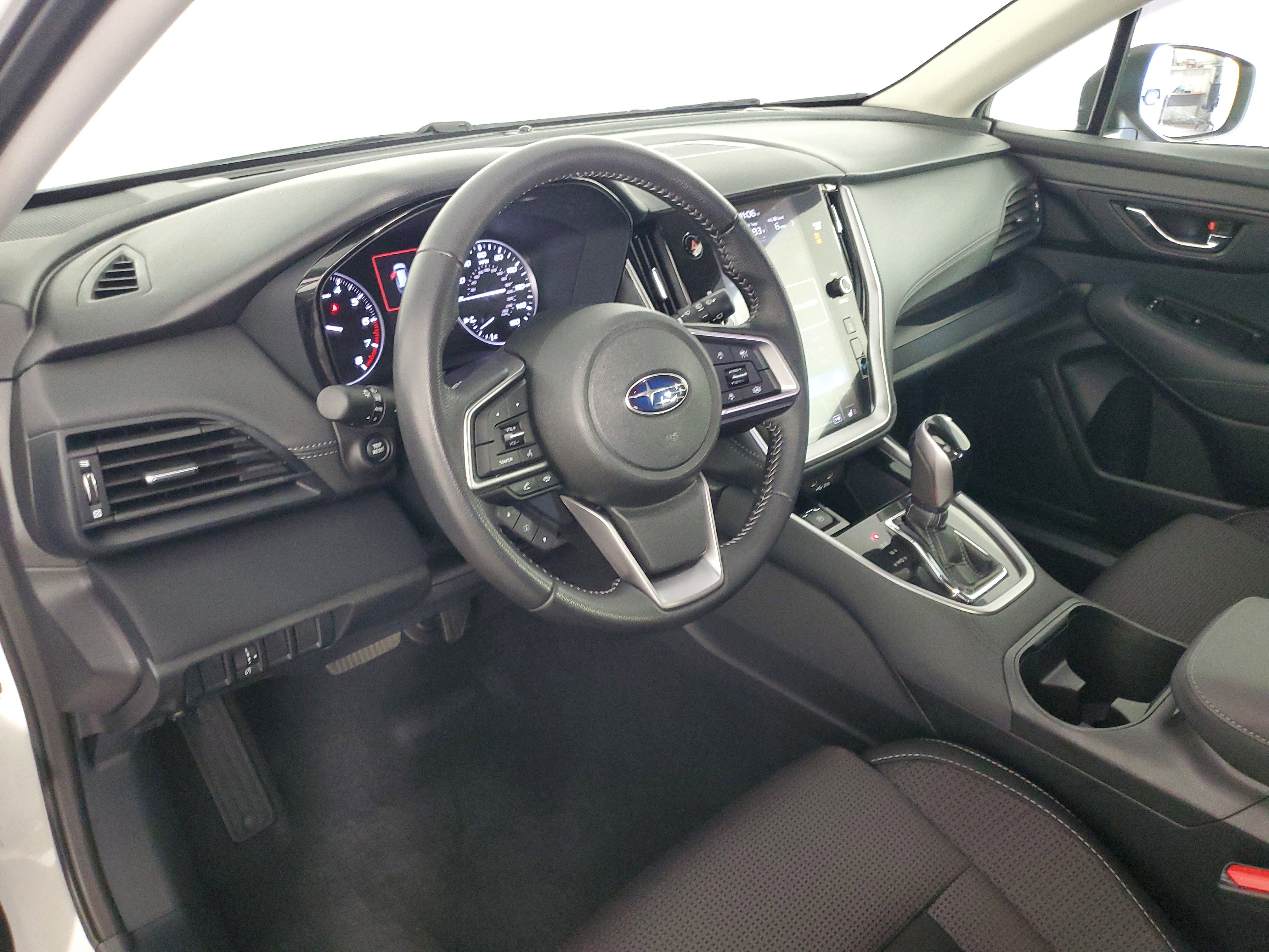 Used 2022 Subaru Outback Premium image 11