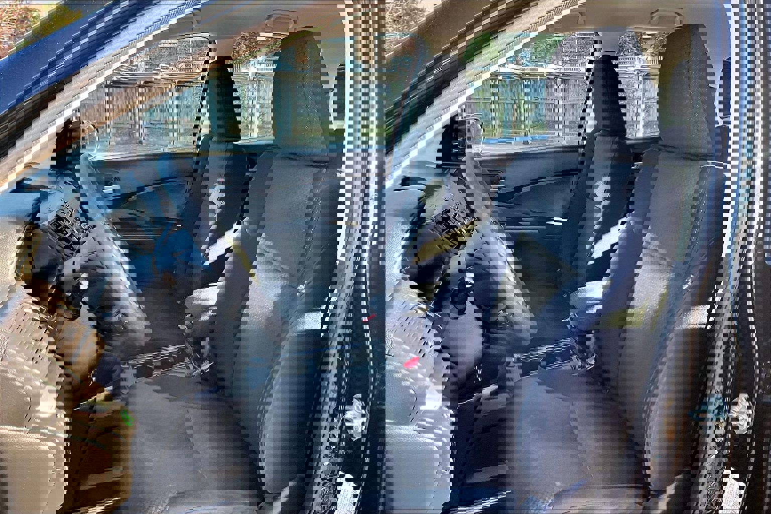 Used 2015 Honda CR-V LX image 22