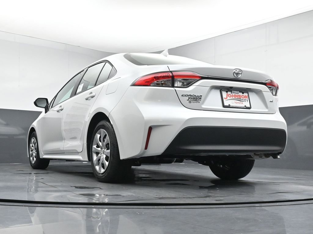 New 2026 Toyota Corolla LE FWD image 31