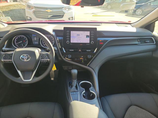 Certified 2022 Toyota Camry LE image 17
