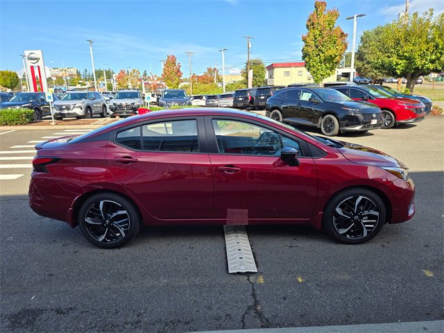 New 2025 Nissan Versa SR w/ Trunk Package image 4
