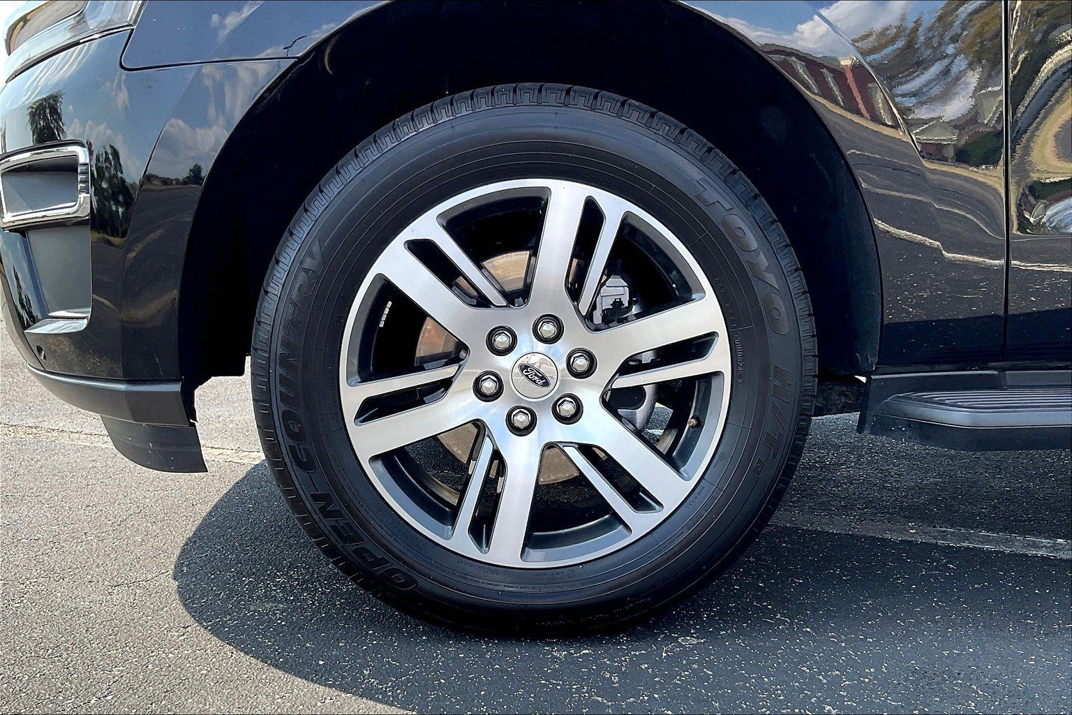 Used 2024 Ford Expedition Max Limited image 10