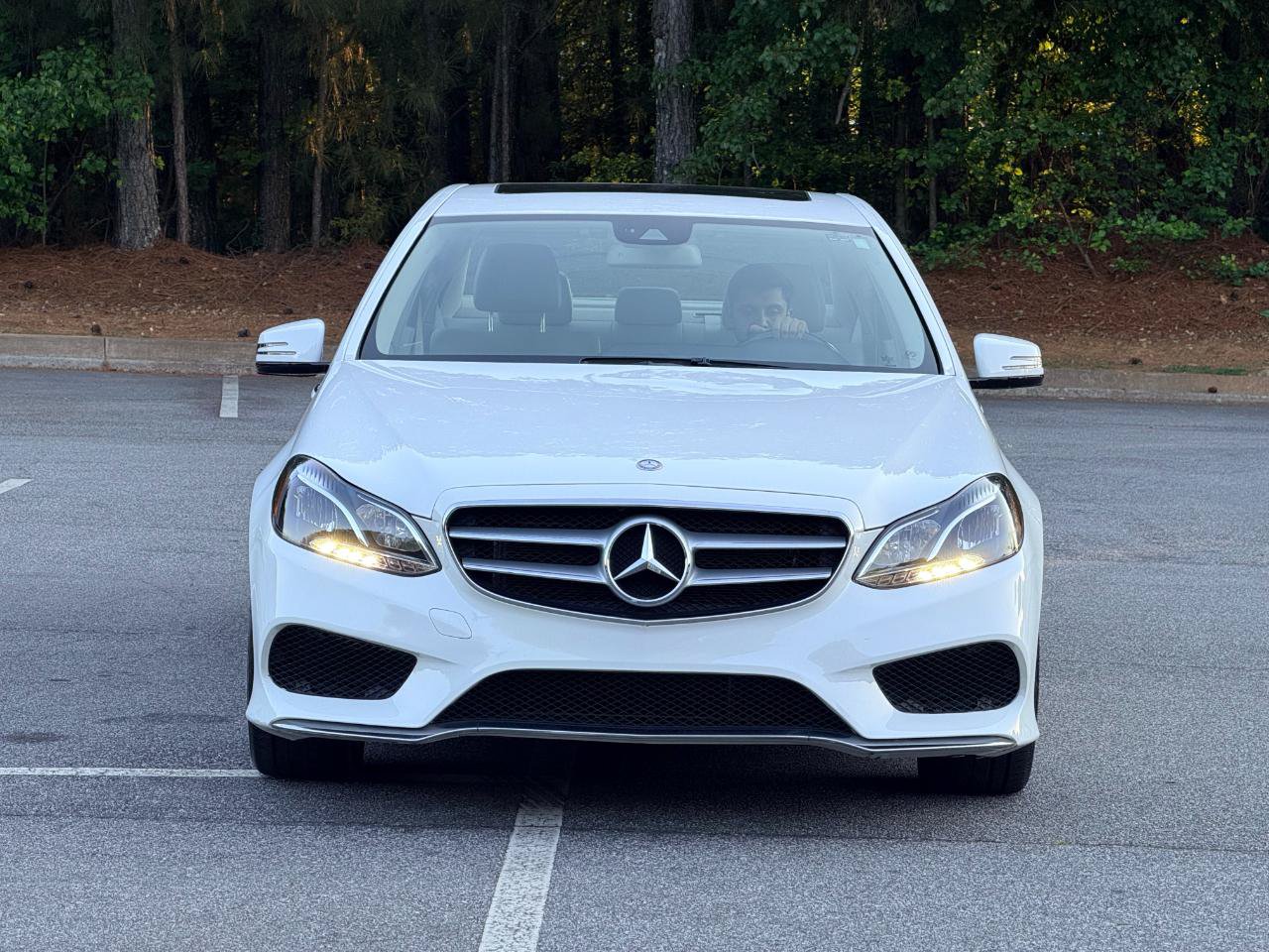 Used 2014 Mercedes-Benz E 350 Sedan image 2