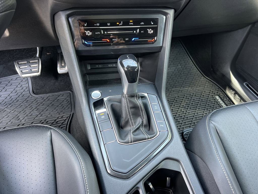 Used 2022 Volkswagen Tiguan SE R-Line FWD image 28