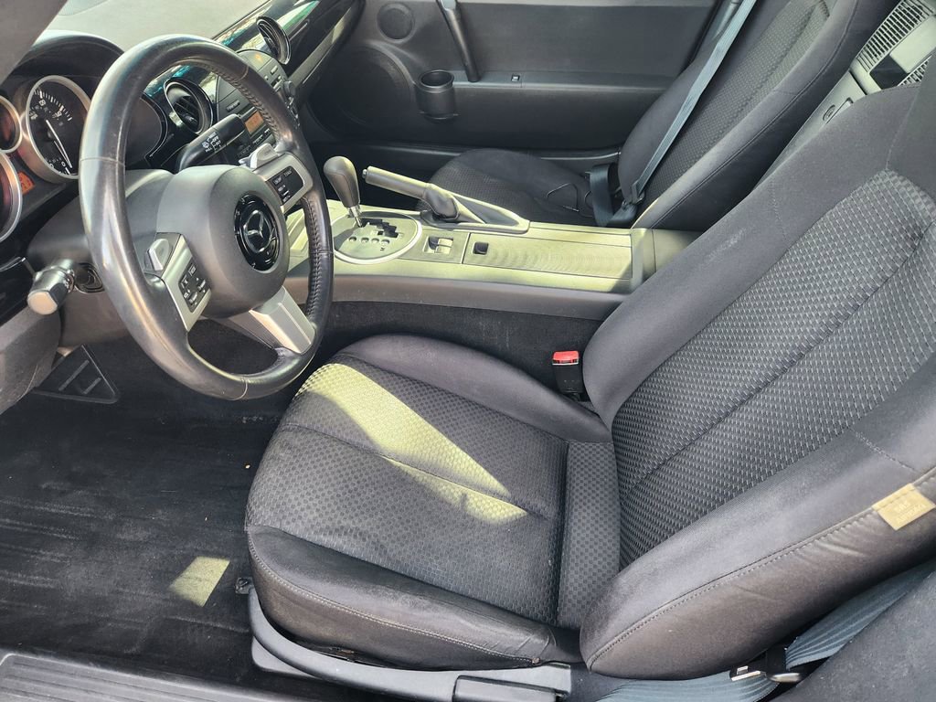 Used 2006 MAZDA MX-5 Miata Touring image 17