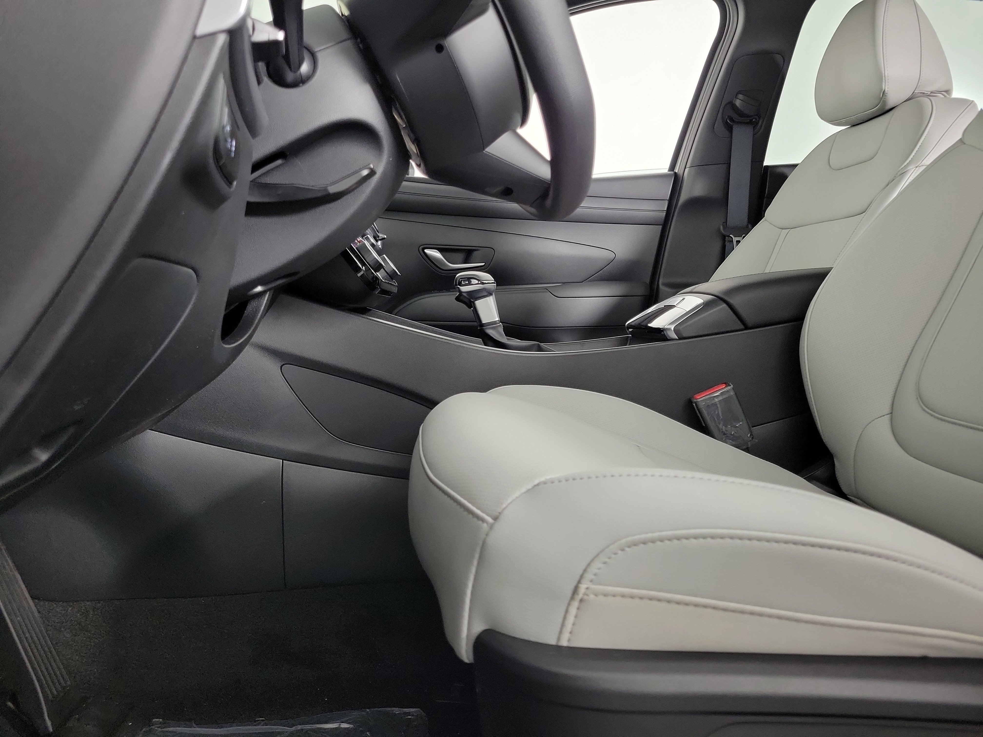 New 2025 Hyundai Santa Cruz SEL image 28