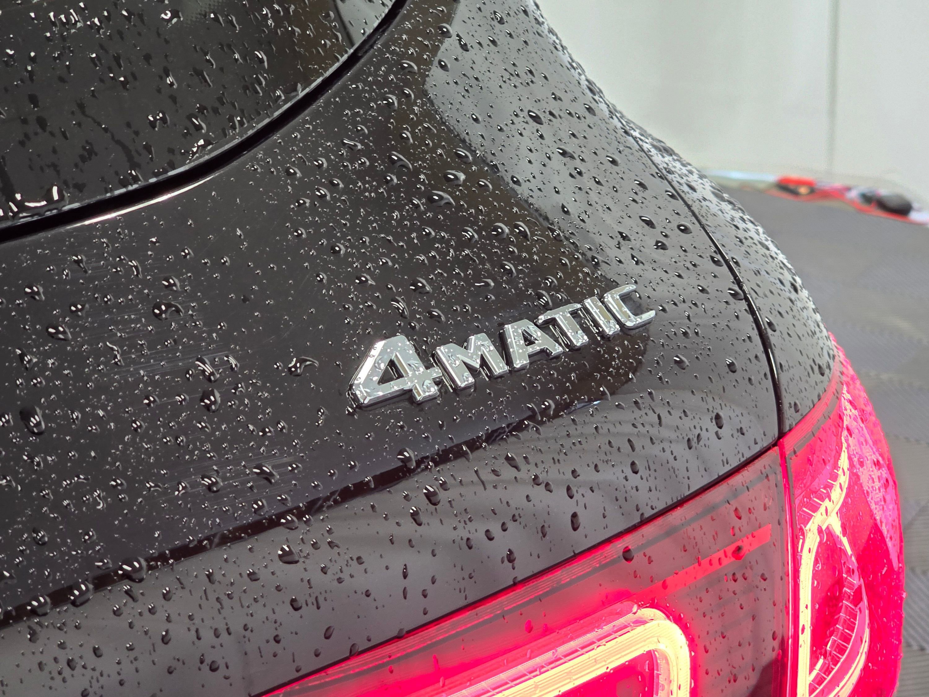 Used 2022 Mercedes-Benz GLC 300 4MATIC image 27